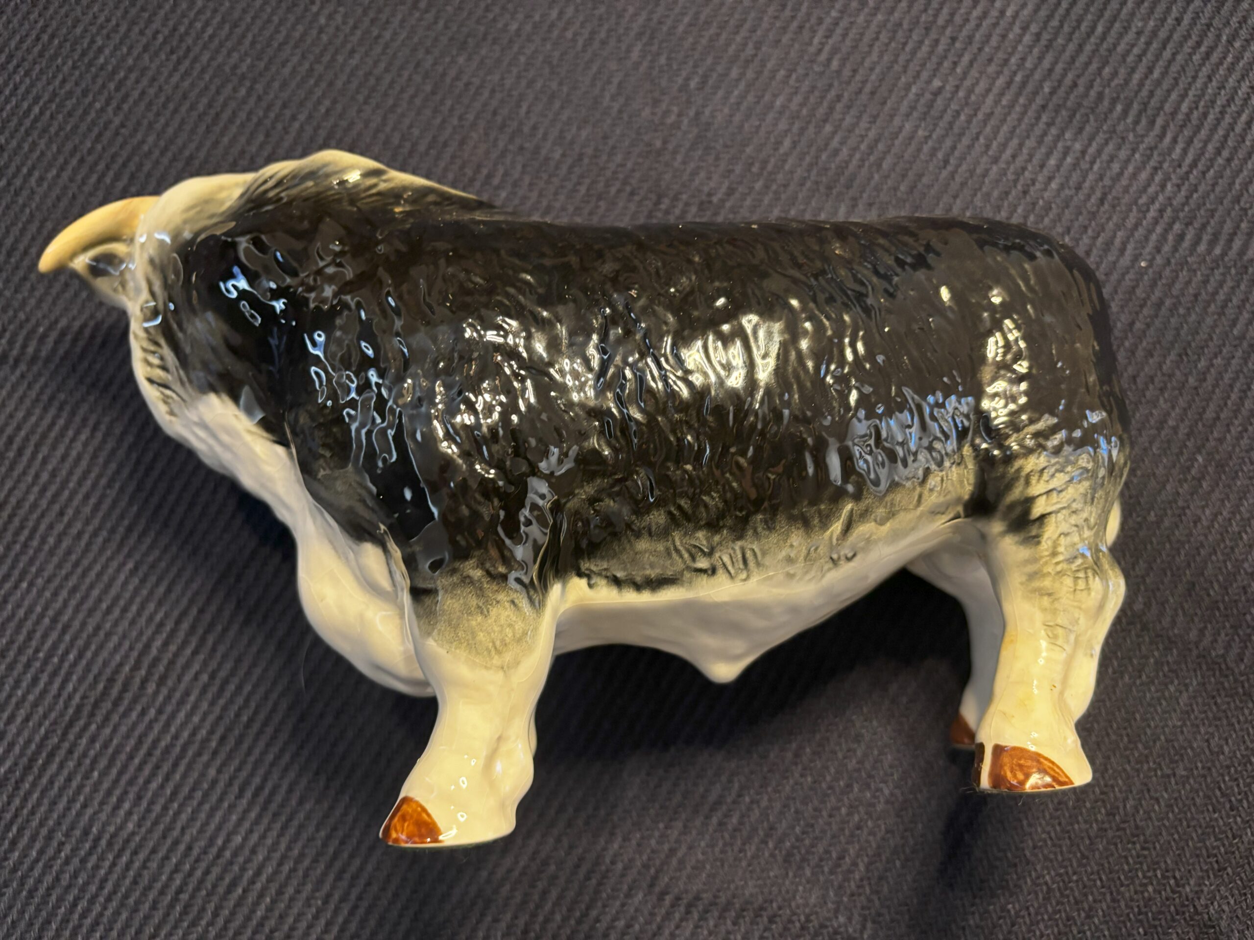 c1950's MELBA WARE / NELSON POTTERY HEREFORD BULL - VERY RARE BLACK COLOURWAY - Image 2